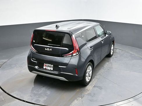 Used 2024 Kia Soul LX w/ LX Technology Package image 33