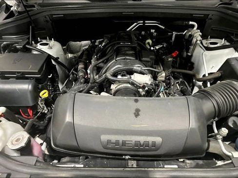 Used 2025 Dodge Durango R/T image 31