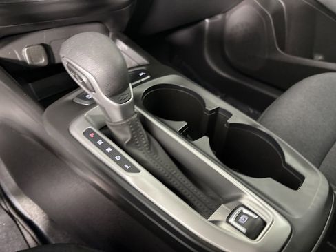 Used 2025 Chevrolet Trax LS image 17