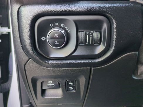 Certified 2019 RAM 1500 Big Horn image 27