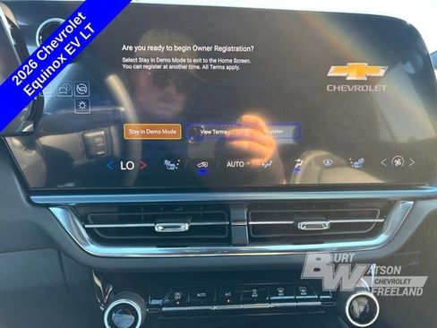 New 2026 Chevrolet Equinox EV LT image 15