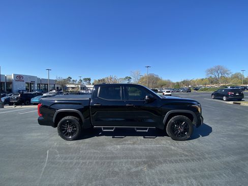 Used 2023 Toyota Tundra SR5 w/ SR5 Convenience Package image 4