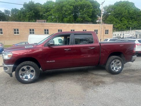 Used 2019 RAM 1500 Big Horn AWD/4WD image 4