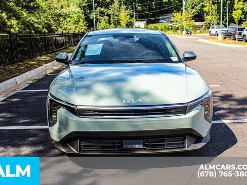 Used 2025 Kia K4 FWD image 9