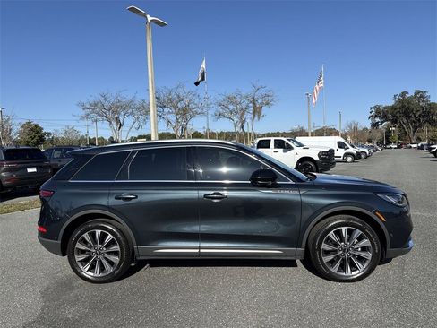 Used 2022 Lincoln Corsair Reserve w/ Equipment Group 201A image 2