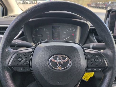 Used 2024 Toyota Corolla LE image 28