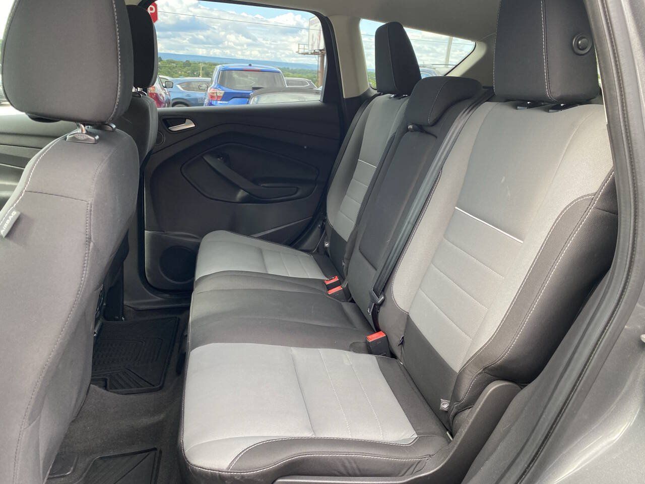 Used 2014 Ford Escape SE w/ Equipment Group 201A AWD/4WD image 16