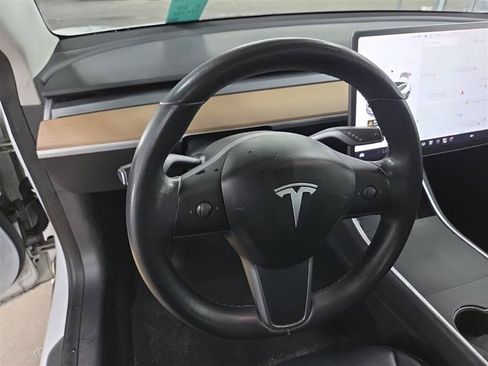 Used 2020 Tesla Model 3 Performance AWD/4WD image 9