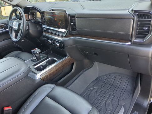 Used 2024 GMC Sierra 1500 Elevation w/ Elevation Premium Package image 35