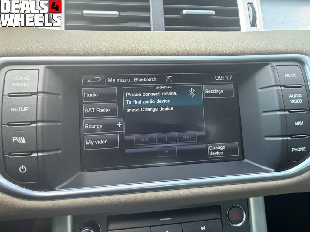 Used 2015 Land Rover Range Rover Evoque Pure Plus AWD/4WD image 38
