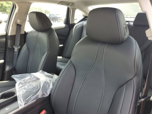 New 2025 Acura TLX w/ Technology Package image 16