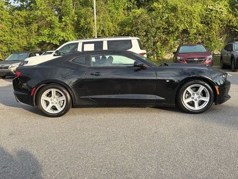 Used 2023 Chevrolet Camaro LT RWD image 2