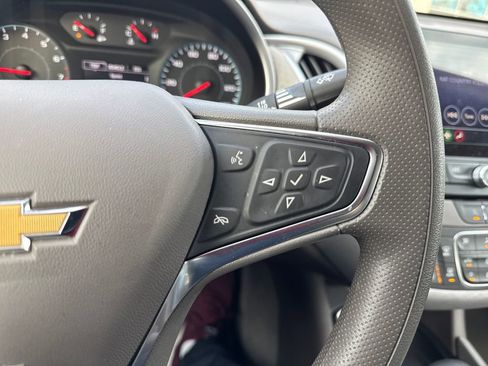 Used 2024 Chevrolet Malibu LT image 28