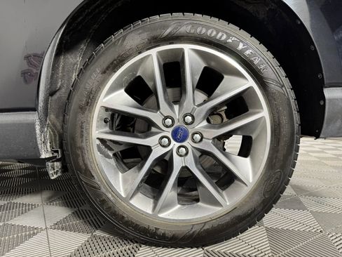 Used 2017 Ford Edge Titanium w/ Equipment Group 301A AWD/4WD image 51