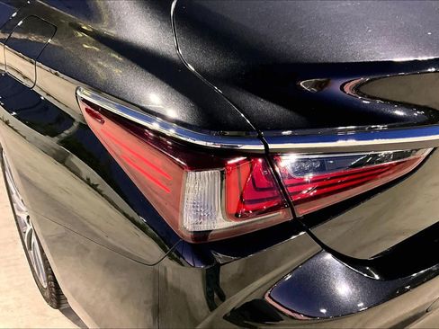 Used 2019 Lexus ES 350 image 28