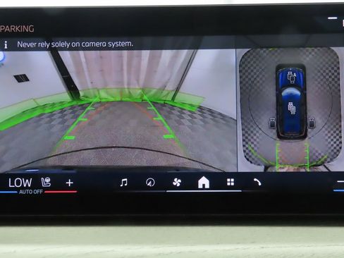 New 2026 BMW X7 xDrive40i w/ Executive Package image 16