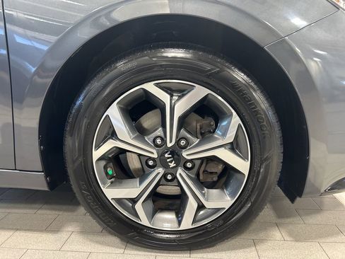 Certified 2020 Kia Forte LXS image 28