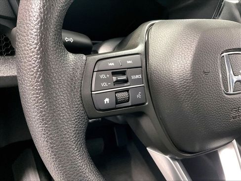 Used 2025 Honda CR-V LX image 23