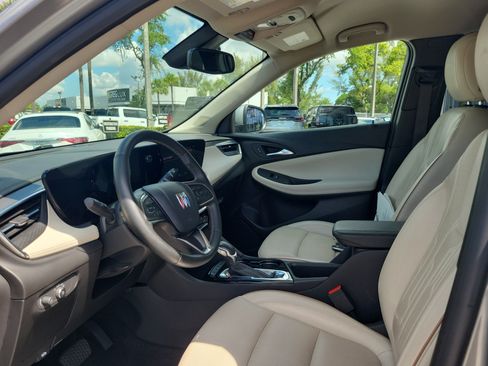 Used 2024 Buick Encore GX Avenir AWD/4WD image 11