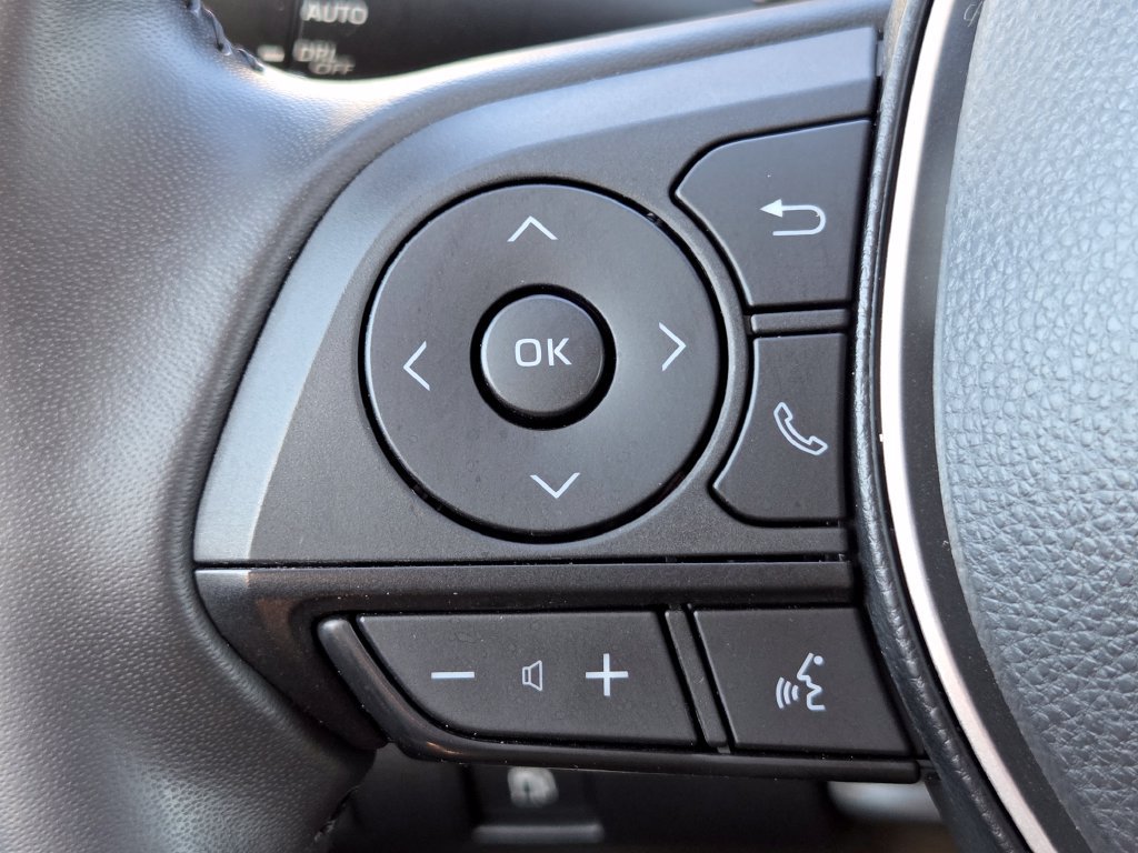 Used 2023 Toyota Corolla XLE FWD image 15