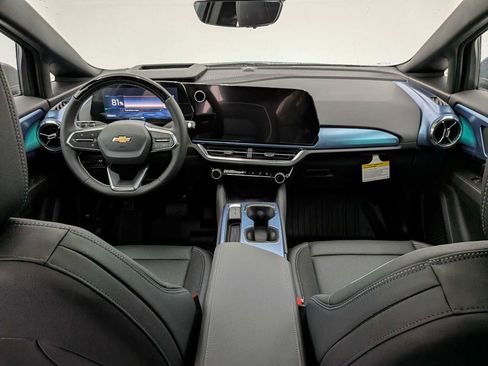 New 2026 Chevrolet Equinox EV LT image 15