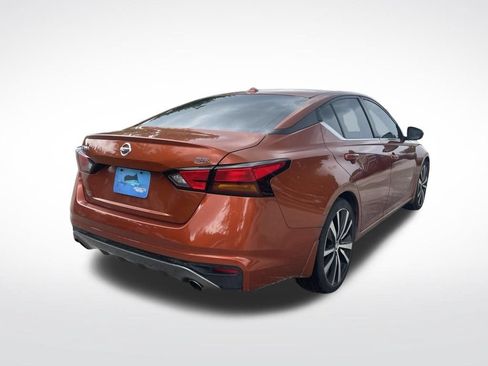 Used 2019 Nissan Altima 2.5 SR w/ SR Premium Package FWD image 6