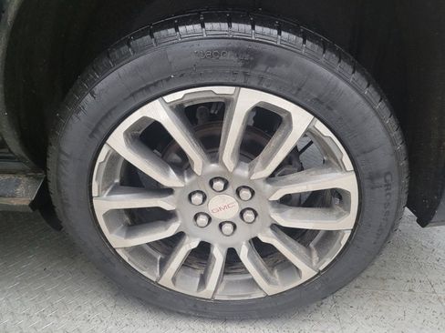 Used 2021 GMC Acadia Denali w/ Denali Ultimate Package image 31