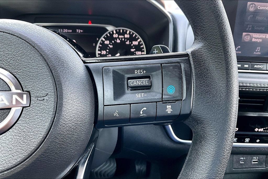 Used 2023 Nissan Rogue SV AWD/4WD image 12