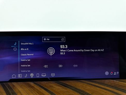 Used 2025 Cadillac Escalade ESV Sport Platinum w/ LPO, ONYX Package image 28