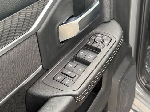 New 2026 RAM 2500 Big Horn AWD/4WD image 34