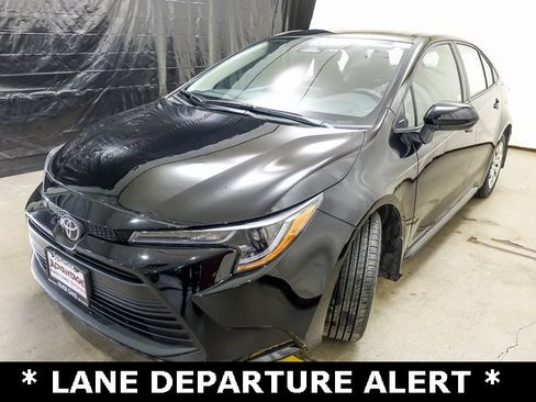 Certified 2025 Toyota Corolla LE image 4