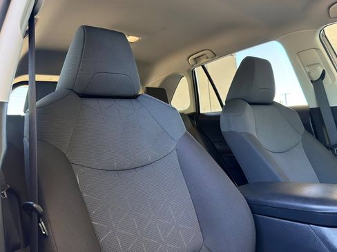 Certified 2025 Toyota RAV4 XLE AWD/4WD image 21