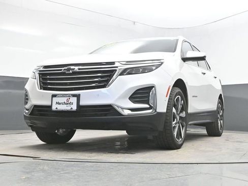 Used 2022 Chevrolet Equinox Premier AWD/4WD image 32