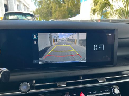 Used 2025 Hyundai Tucson SEL image 25