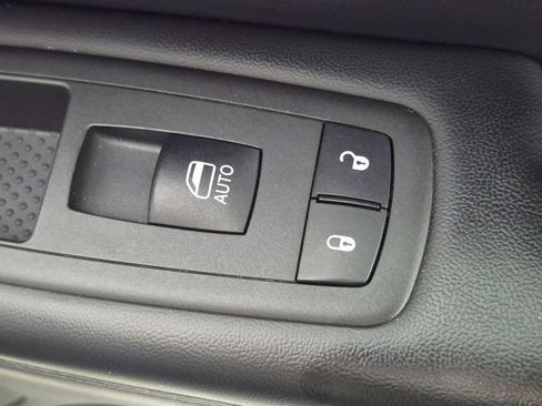 Used 2020 Jeep Grand Cherokee Limited w/ Trailer Tow Group IV AWD/4WD image 39