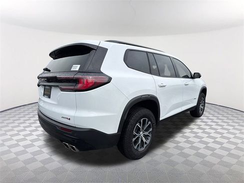 Used 2024 GMC Acadia AT4 w/ Luxury Package image 5