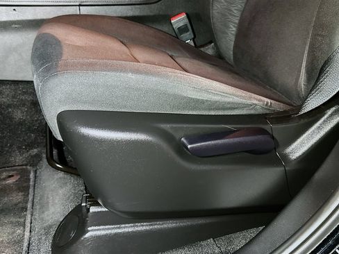 Used 2021 Dodge Durango SXT AWD/4WD image 16