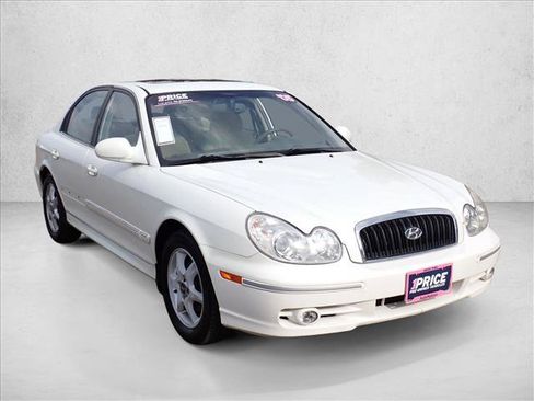 Used 2005 Hyundai Sonata GLS FWD image 5