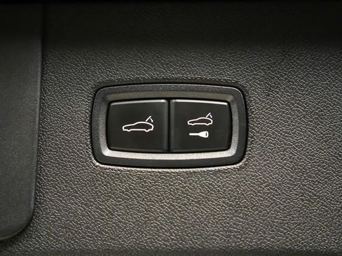 Certified 2023 Porsche Cayenne AWD/4WD image 14