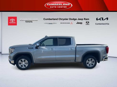 Used 2025 GMC Sierra 1500 SLT image 5