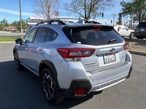 Used 2022 Subaru Crosstrek 2.5i Limited w/ Moonroof Package 2 image 6