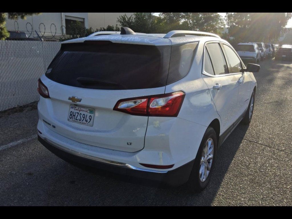 Used 2019 Chevrolet Equinox LT FWD image 4