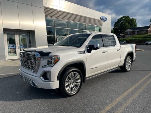 Used 2020 GMC Sierra 1500 Denali w/ Denali Ultimate Package AWD/4WD image 2