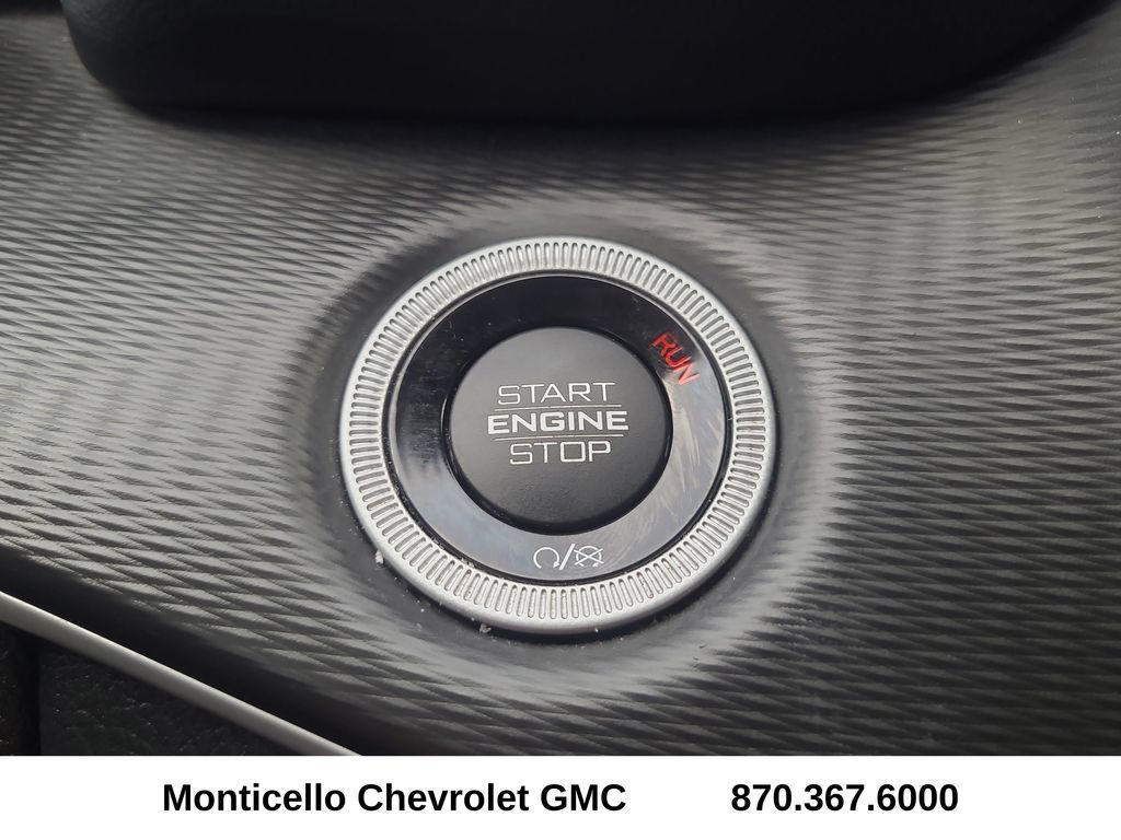 Used 2023 Jeep Grand Cherokee Laredo w/ Luxury Tech Group I AWD/4WD image 18