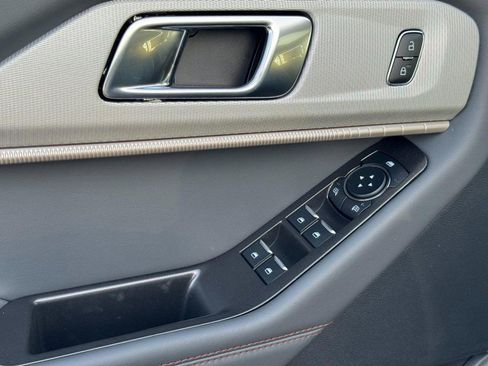 New 2026 Ford Explorer Active w/ Active Comfort Package image 11