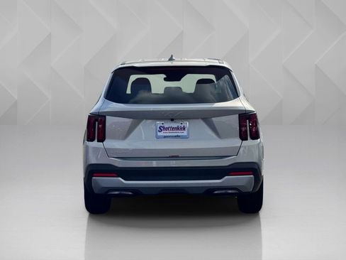New 2026 Kia Sorento LX FWD image 6