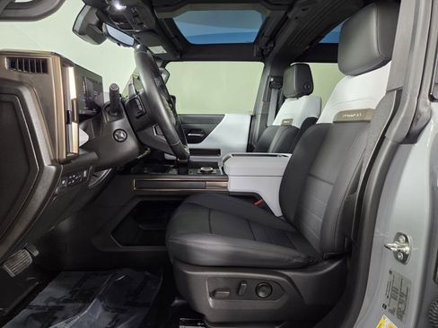 Used 2024 GMC Hummer EV 3X image 9