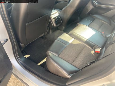 Used 2016 Chevrolet Impala LT FWD image 13