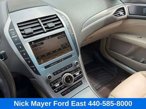 Used 2019 Lincoln MKZ Premiere FWD image 36