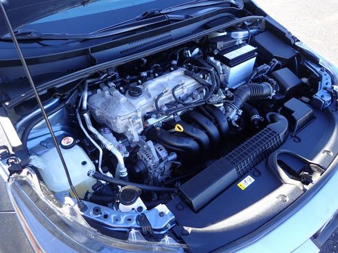 Used 2020 Toyota Corolla LE FWD image 19